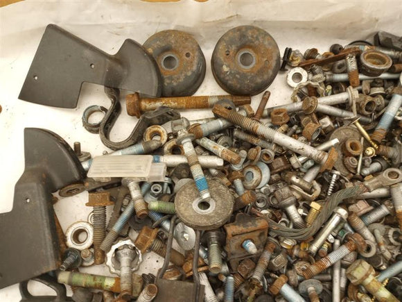 Chrysler Crossfire Dismantling Hardware