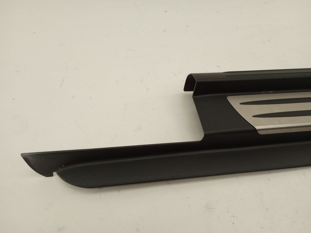 Mercedes SLK350 Pair Of Sill Plate Trim Panels