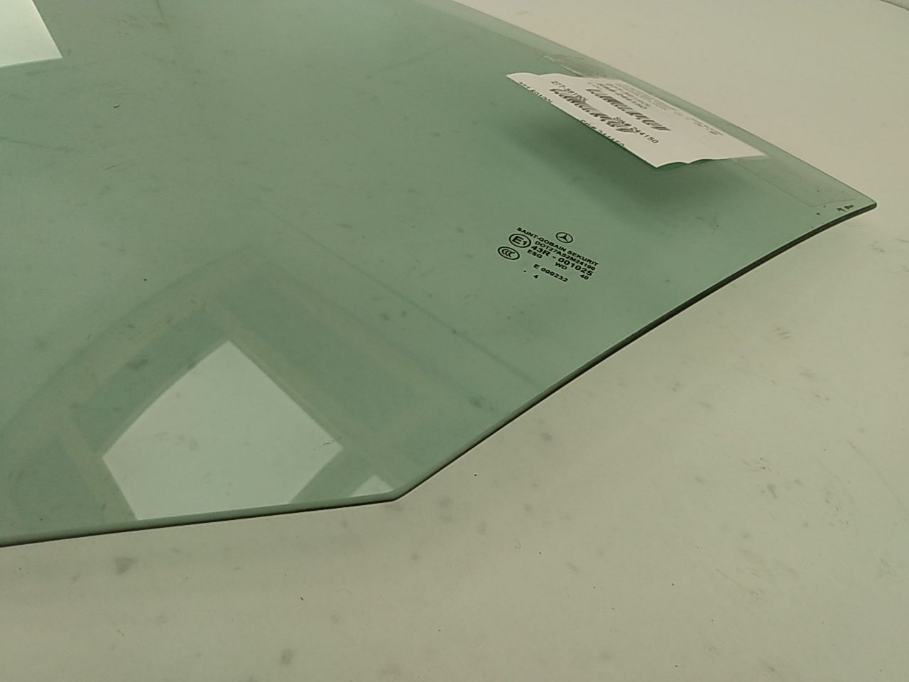 Mercedes SLK350 Front Left Door Glass