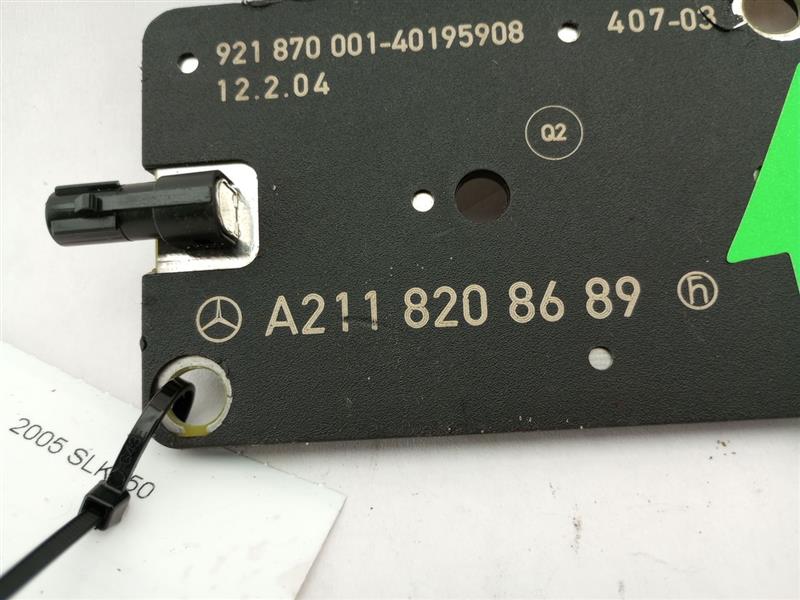 Mercedes SLK350 Antenna Amplifier Module