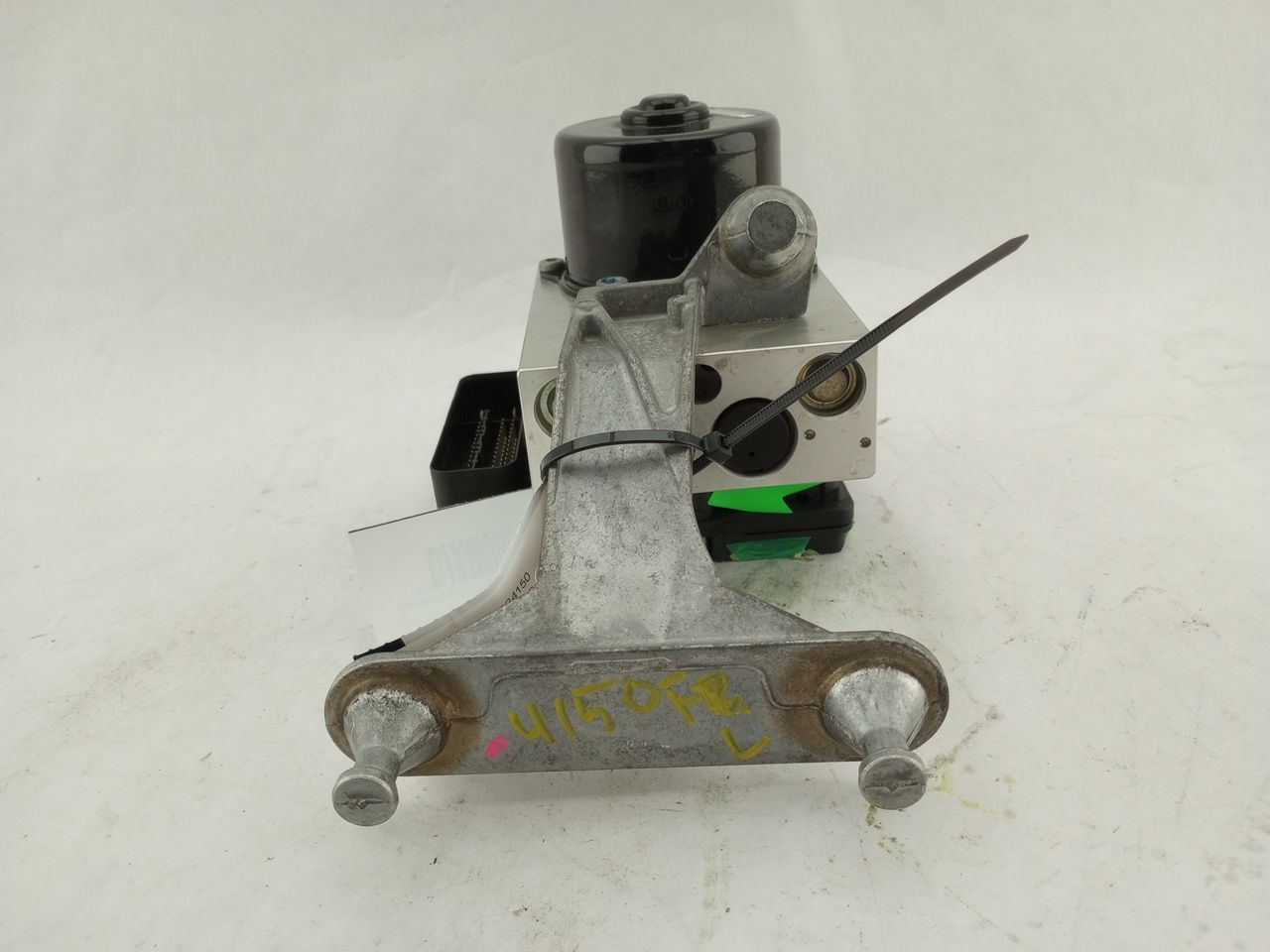 Mercedes SLK350 ABS Pump