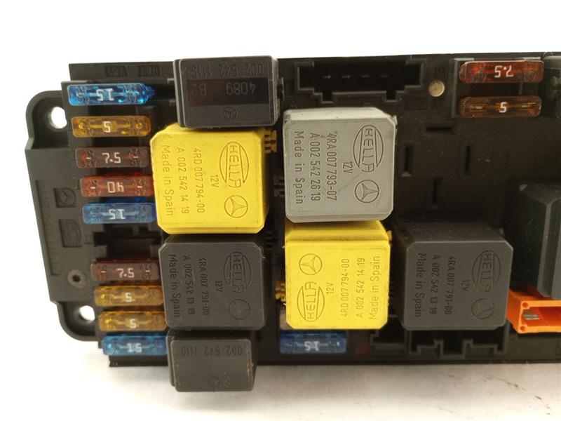 Mercedes SLK350 Fuse Block And SAM Control Module