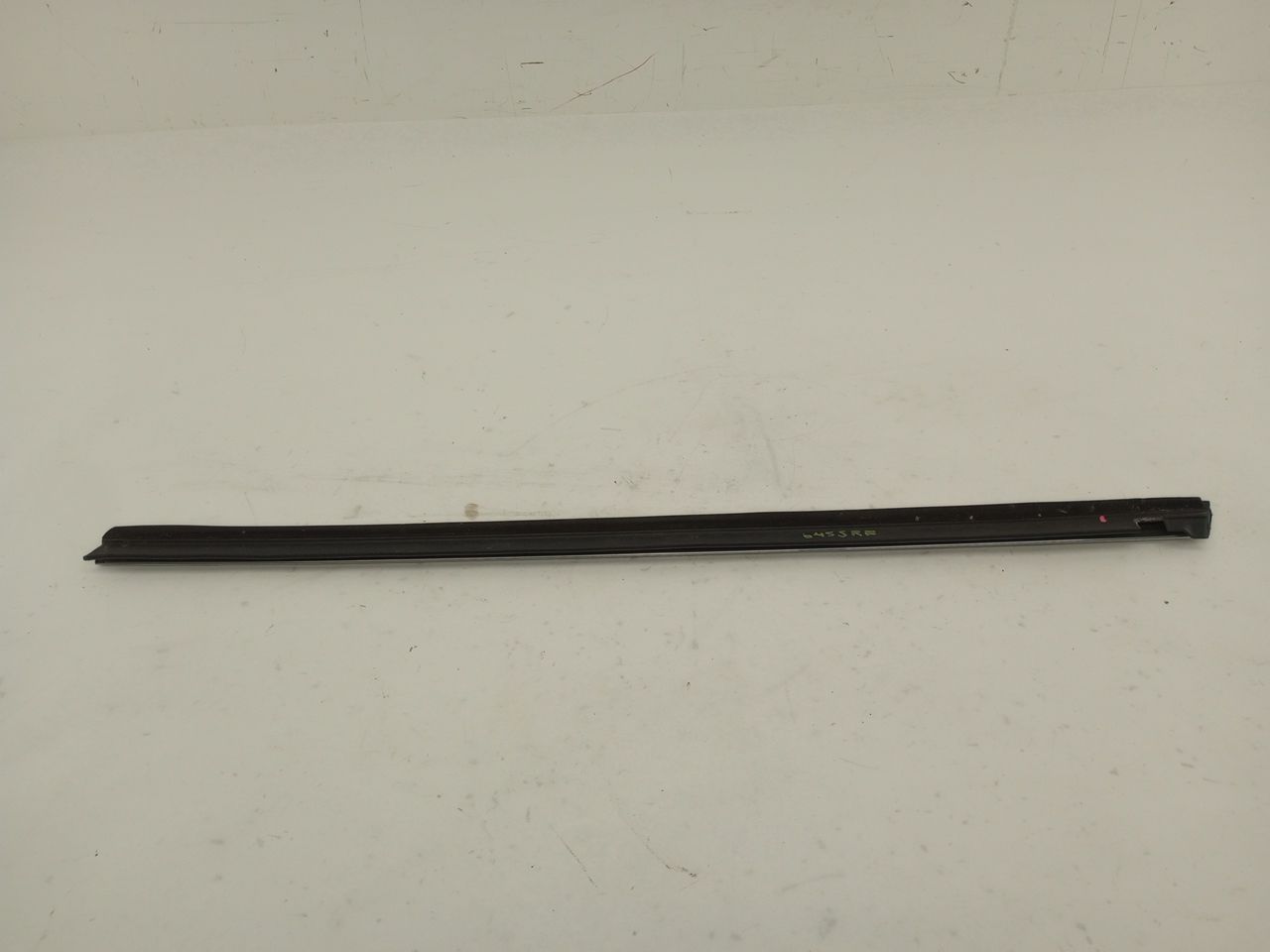 Tesla Model S Front Right Door Seal - 0