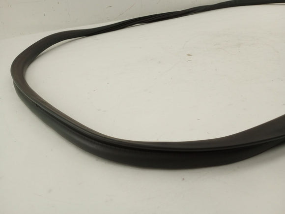 Tesla Model S Liftgate Seal