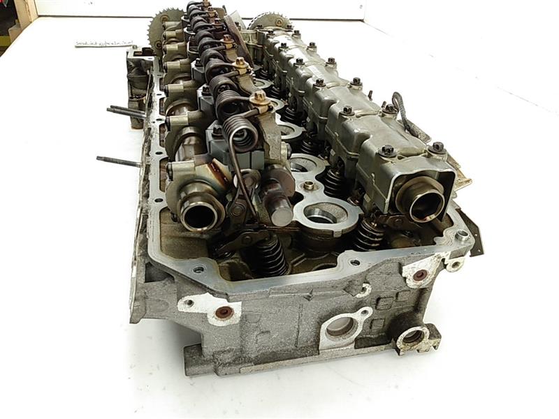 BMW 328i Cylinder Head Assembly