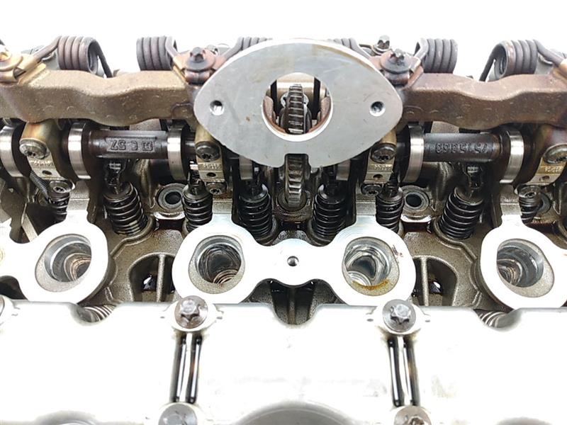 BMW 328i Cylinder Head Assembly