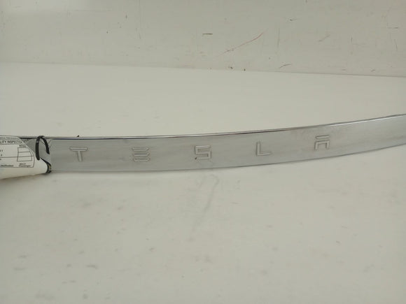 Tesla Model S ****AS IS**** Liftgate Applique