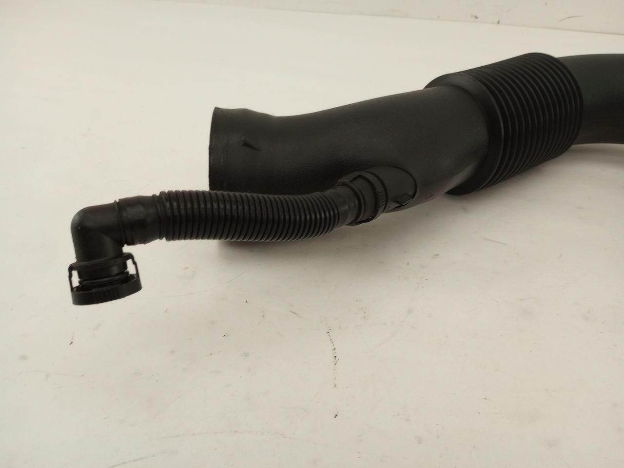 Jaguar XK8 Air Intake Tube