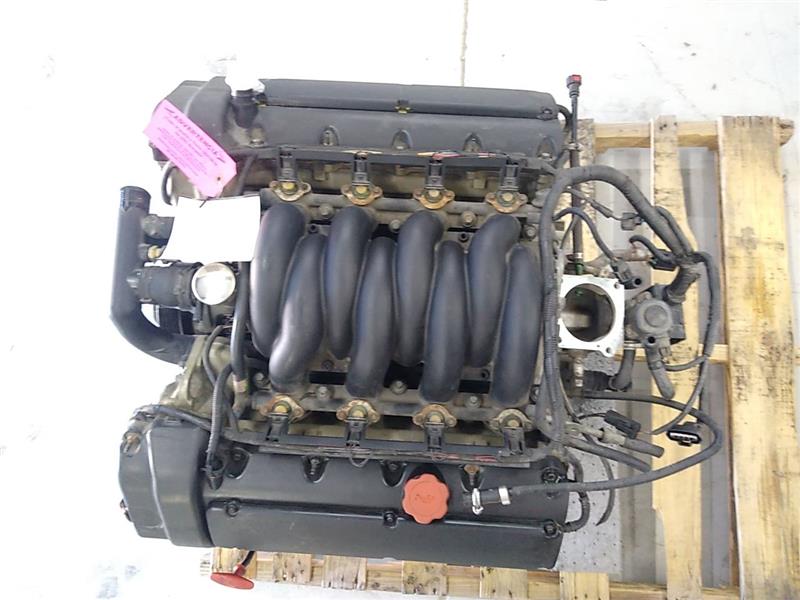 Jaguar XK8 Engine Assembly With Accessories