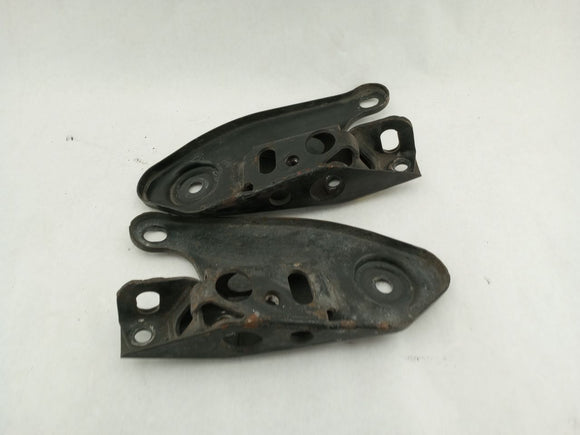Jaguar XK8 Back Right & Left Subframe Mounting Bracket