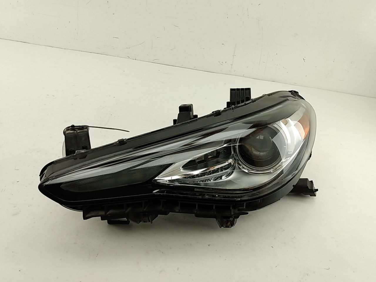 Alfa Romeo Giulia Driver Left Headlight - 0