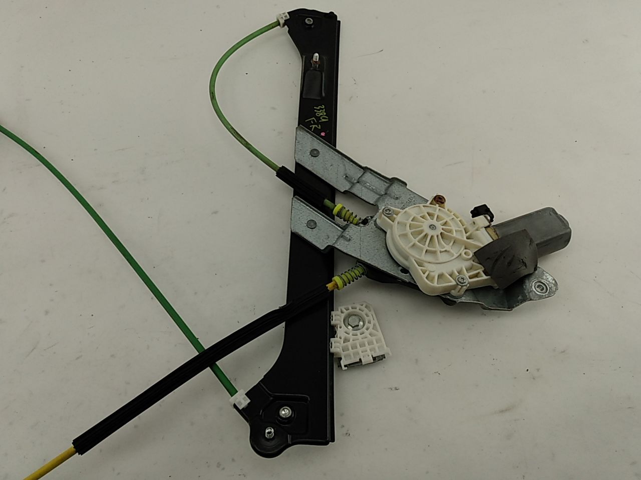 Saab 9-3 Front Right Door Window Regulator