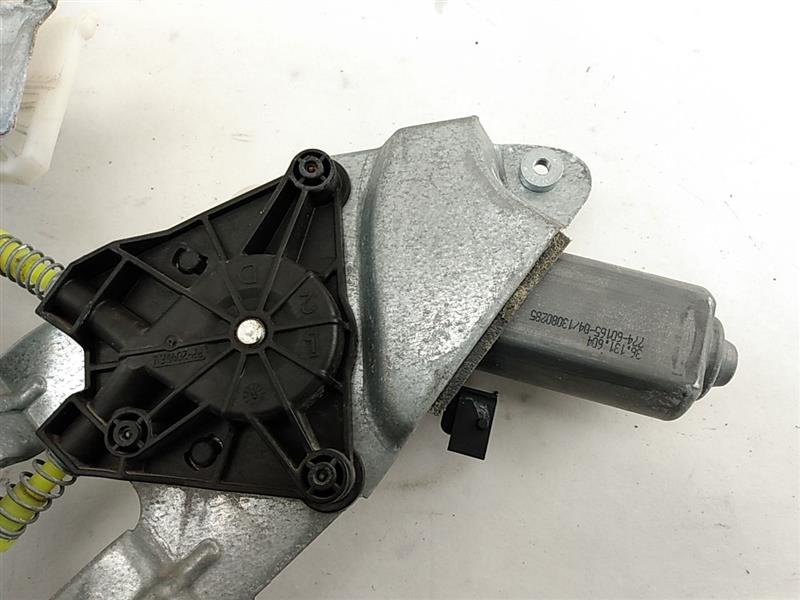 Saab 9-3 Front Right Door Window Regulator