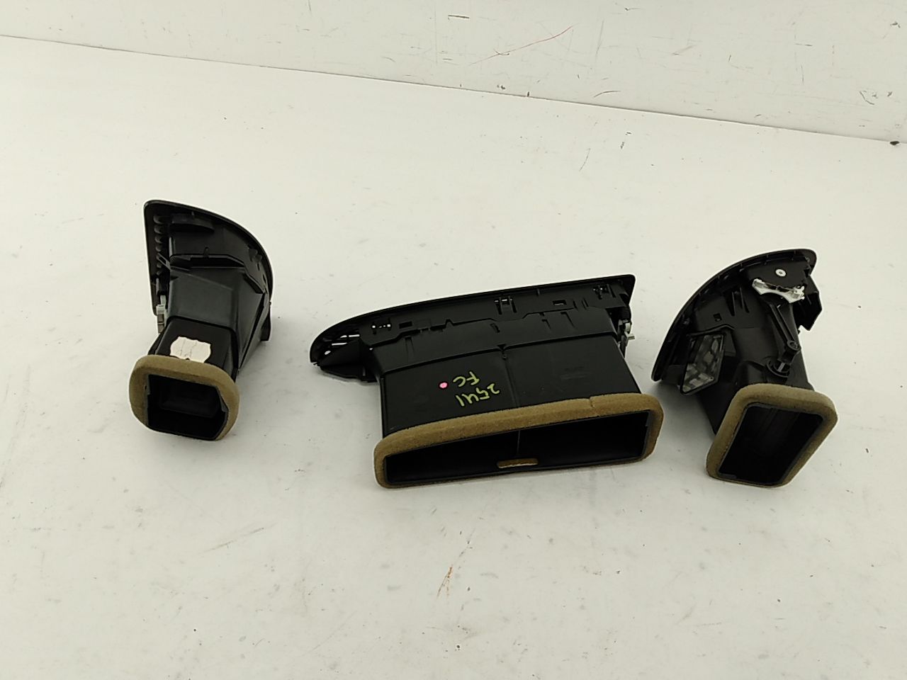 Saab 9-3 Set Of HVAC Vents