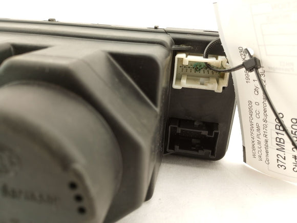 Mercedes SLK230 *** AS IS *** Door Locking Vacuum Pump