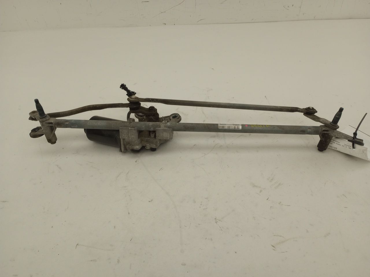 Saab 9-3 Front Windshield Wiper Motor - 0