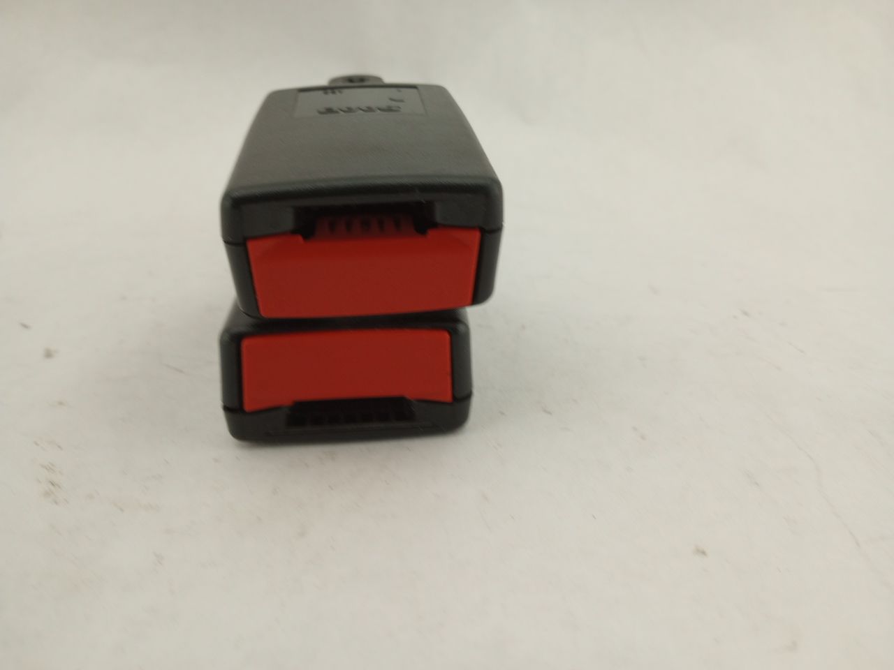 Saab 9-3 Set Of Rear Seat Belt Buckles