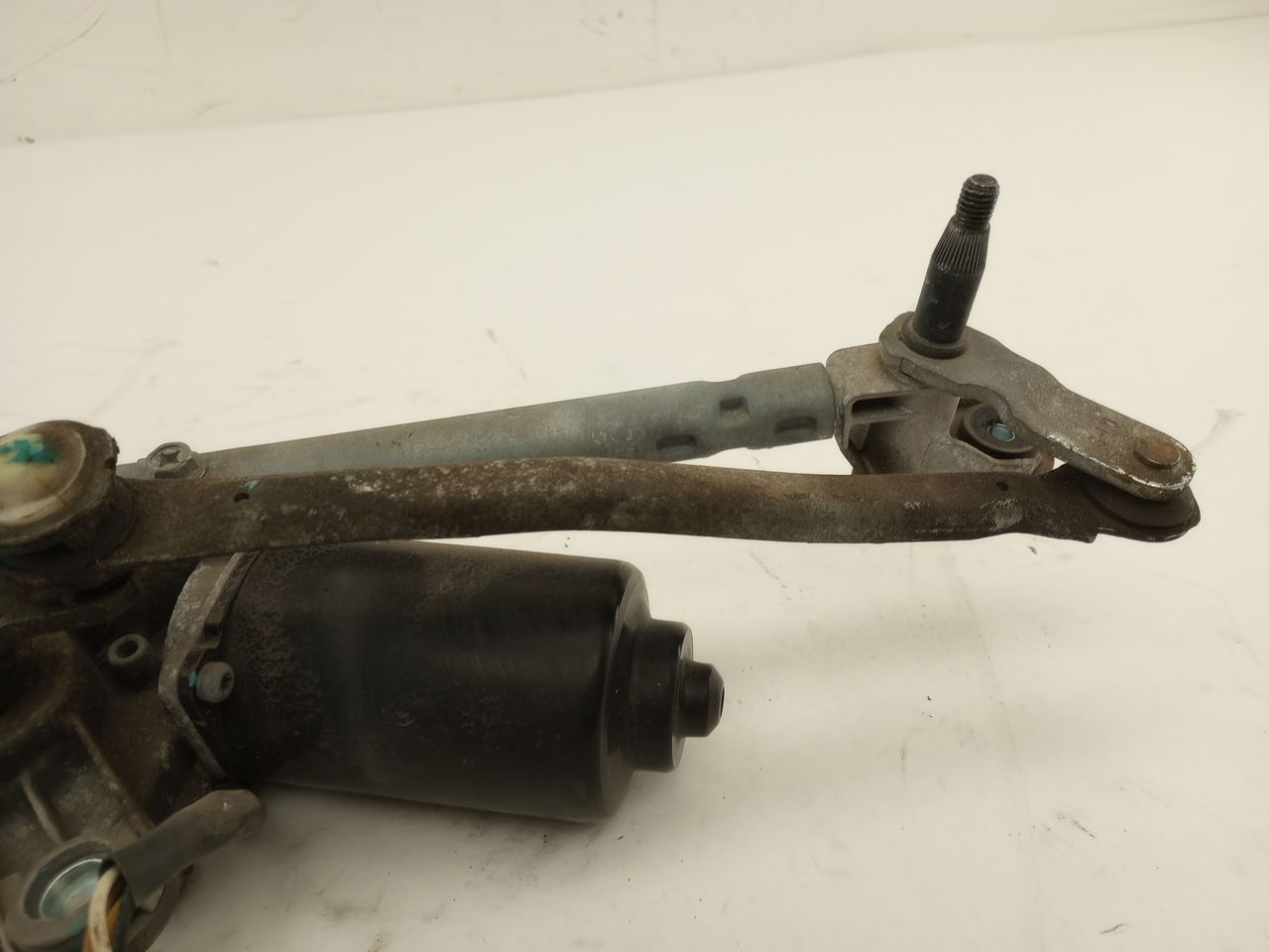 Saab 9-3 Front Windshield Wiper Motor