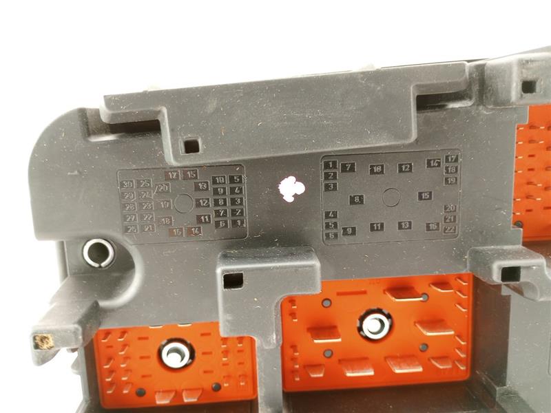 Saab 9-3 Engine Bay Fuse Box