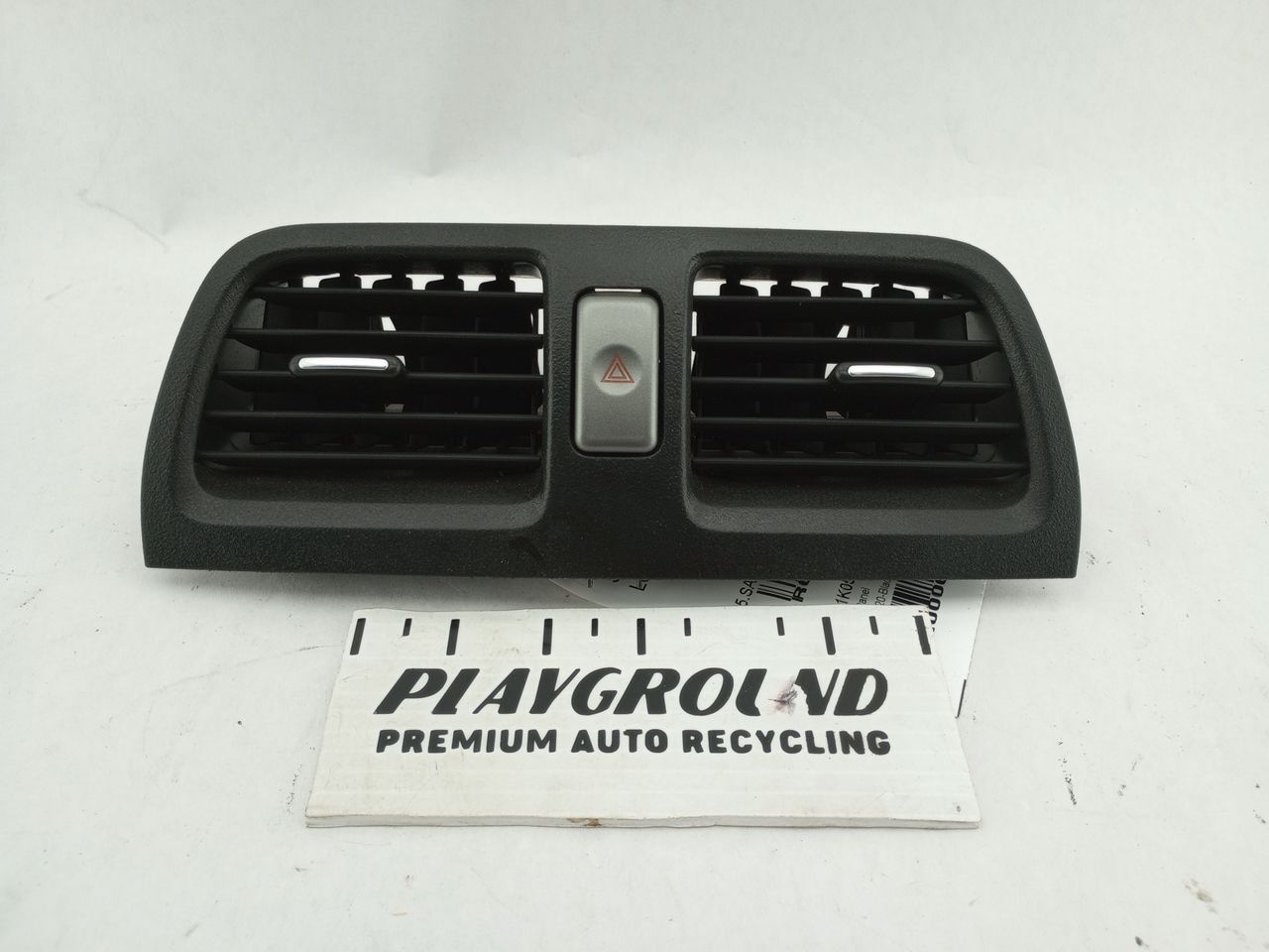 Saab 9-2X Front Center Dash Vent