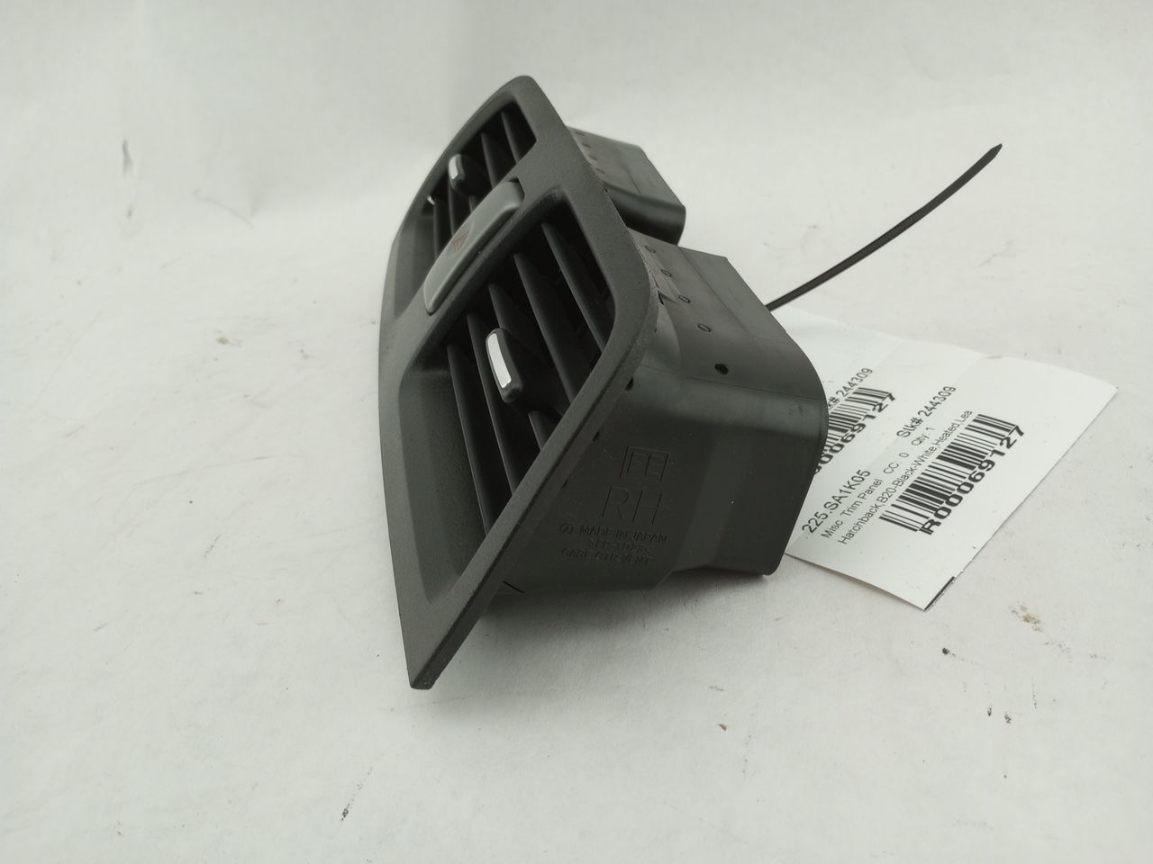 Saab 9-2X Front Center Dash Vent