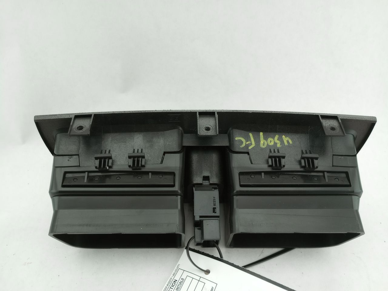 Saab 9-2X Front Center Dash Vent