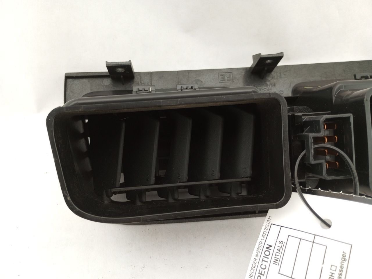 Saab 9-2X Front Center Dash Vent