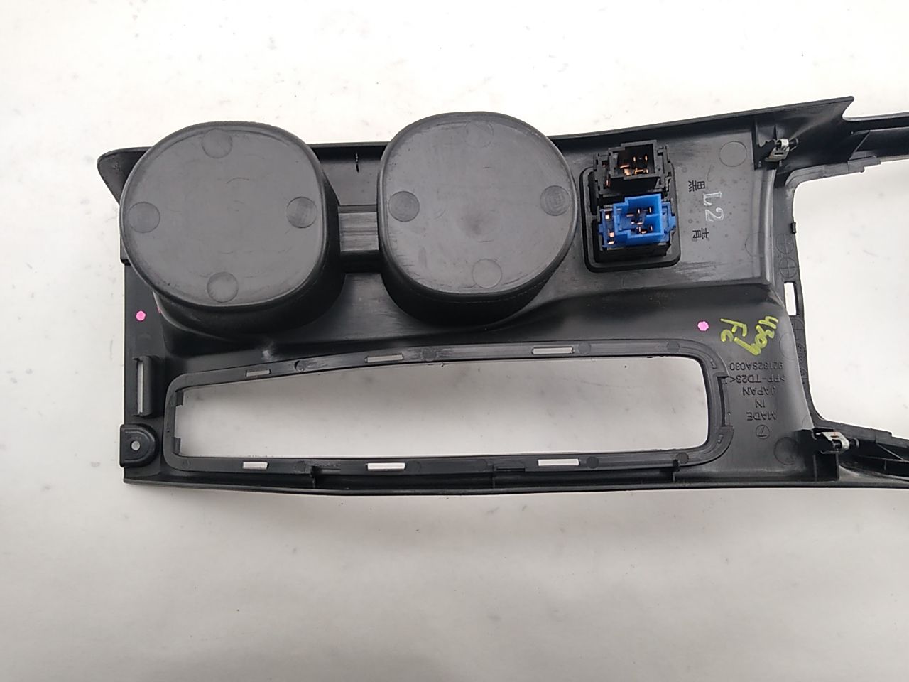 Saab 9-2X Front Center Console Cup Holder