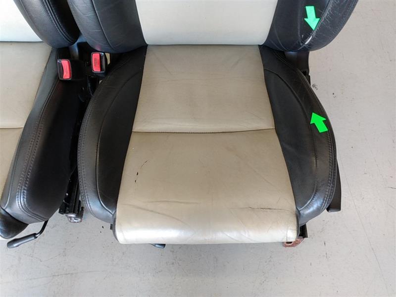 Saab 9-2X Front Seat Set