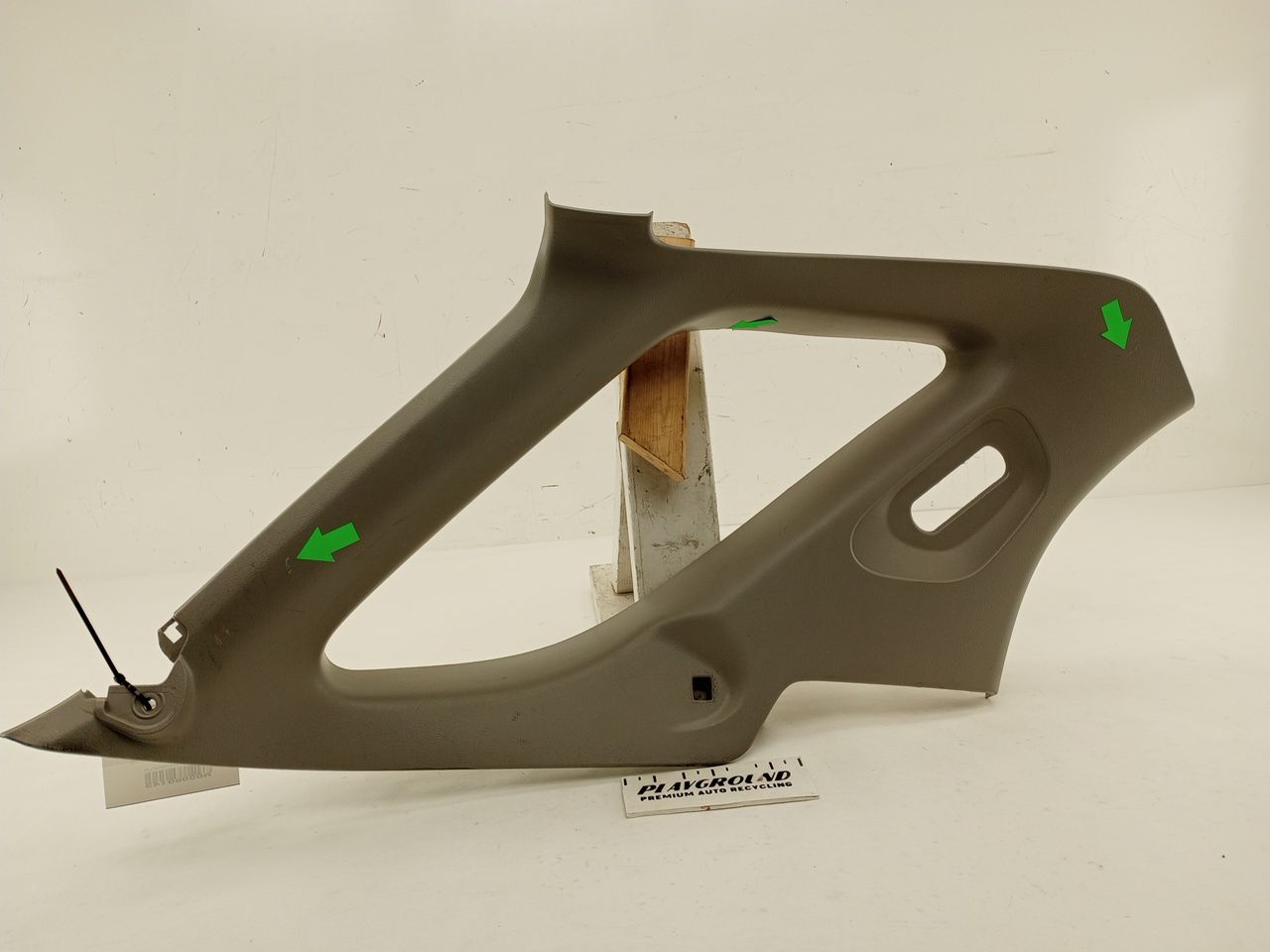 Saab 9-2X Rear Left C Pillar