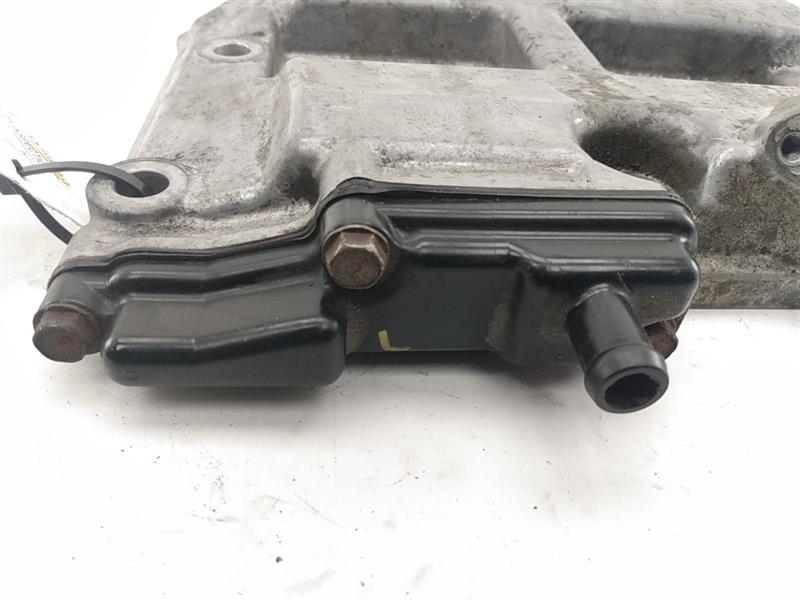 Saab 9-2X Left Valve Cover