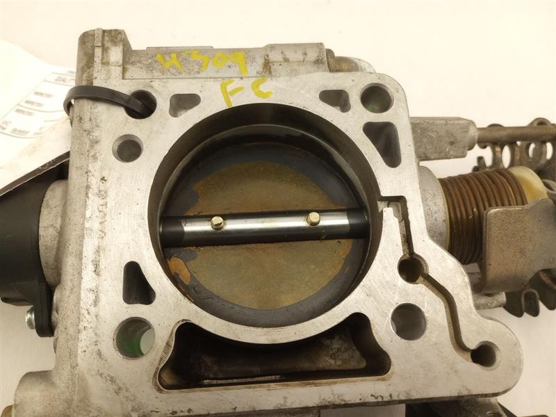 Saab 9-2X Throttle Body Assembly