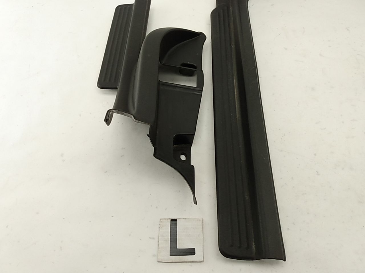 Saab 9-2X Door Sill Trim Set