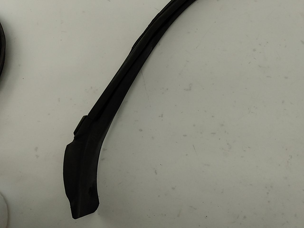 Saab 9-2X Front Upper Left Side Door Moulding