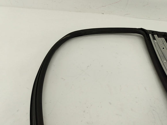 Saab 9-2X Front Upper Left Side Door Moulding