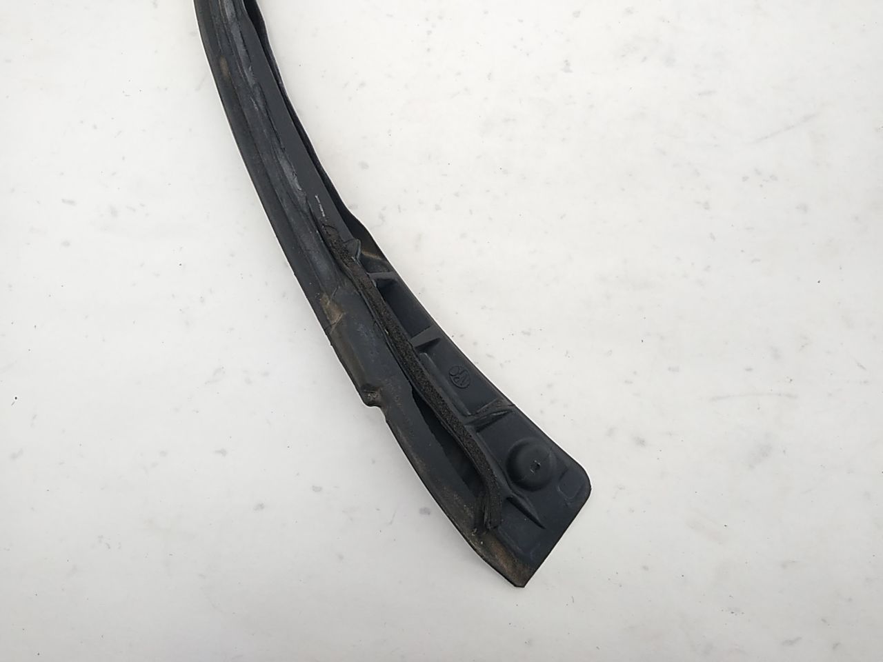 Saab 9-2X Front Upper Right Side Door Moulding