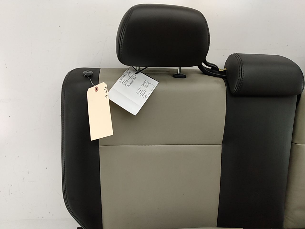 Saab 9-2X Rear Seat Set