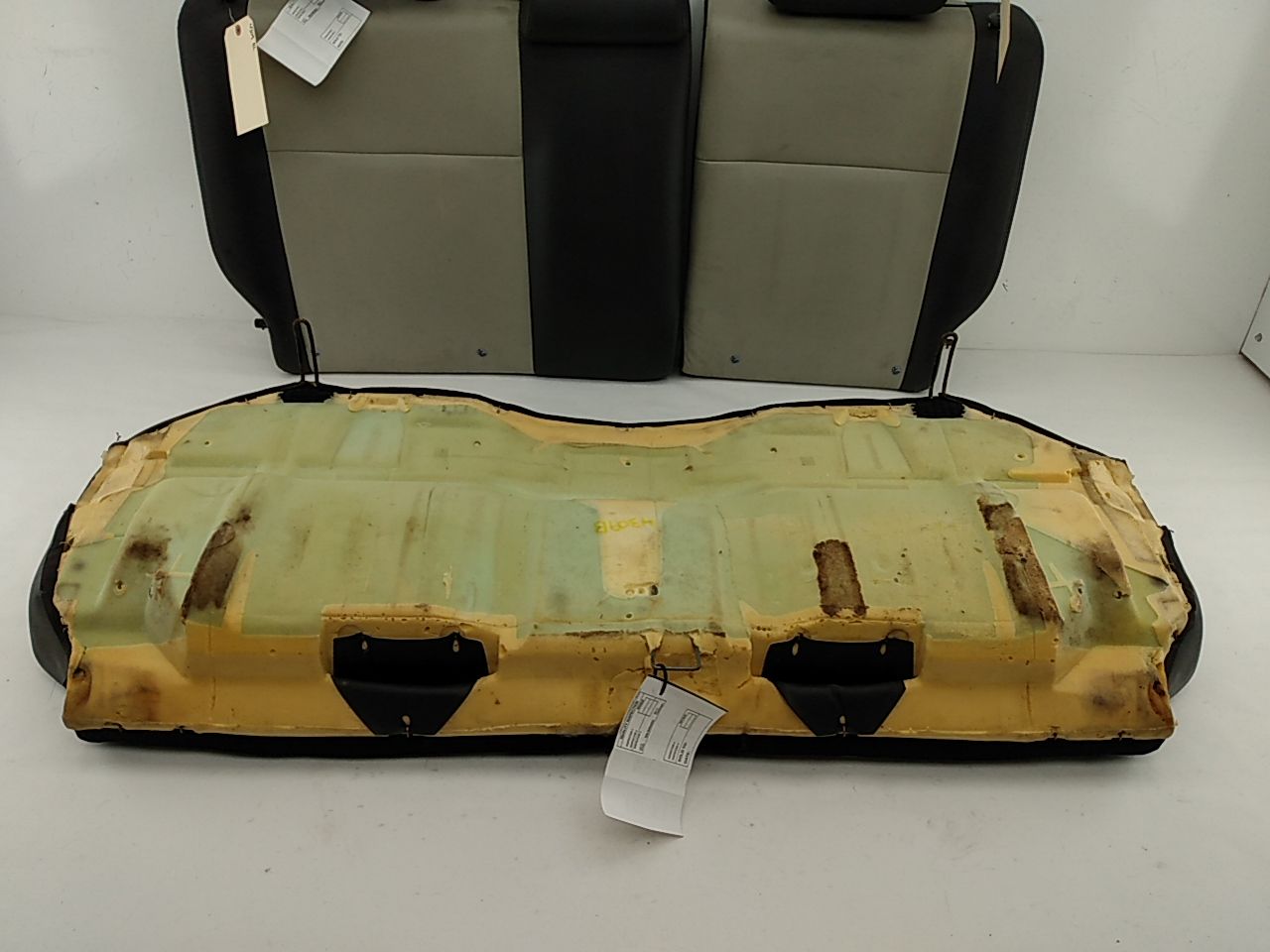 Saab 9-2X Rear Seat Set