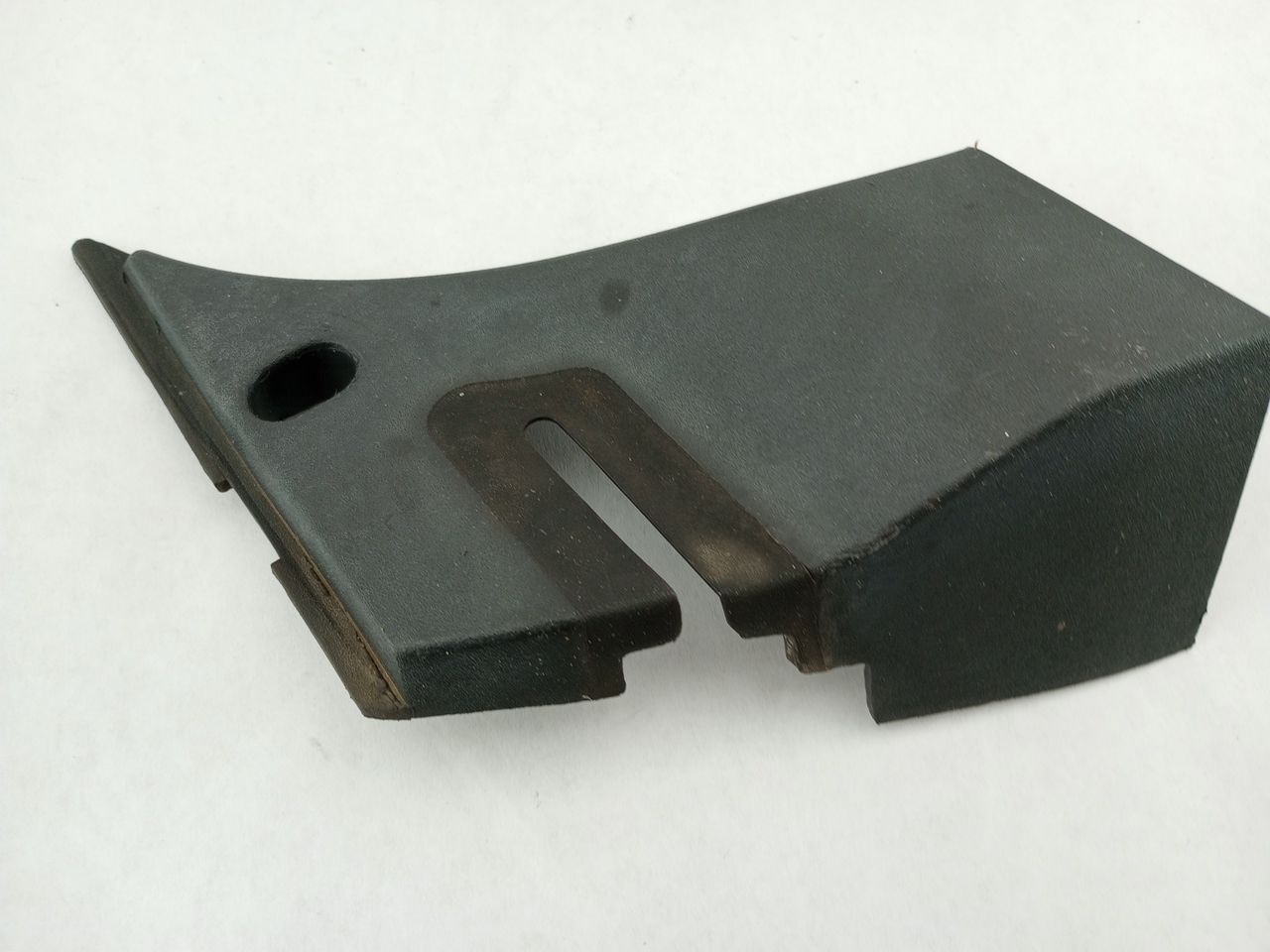 Chevrolet Silverado 1500 Wiper Tray End Caps