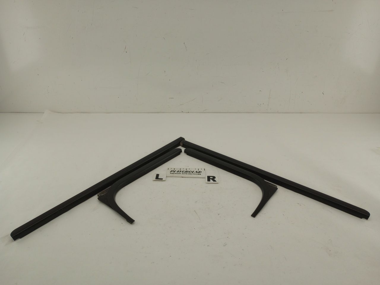 Chevrolet Silverado 1500 Set Of Exterior Door Window Trim