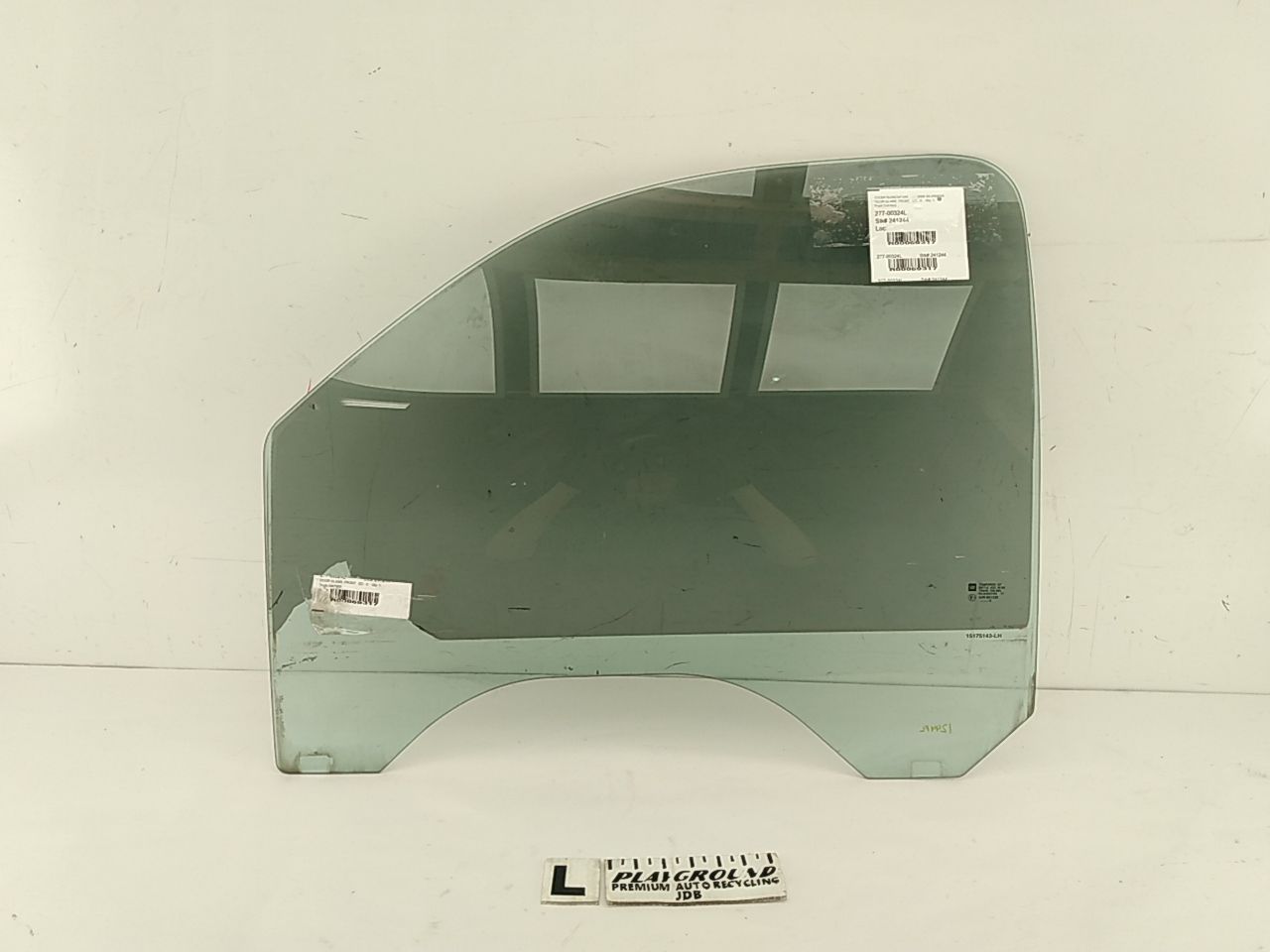 Chevrolet Silverado 1500 Front Left Door Glass