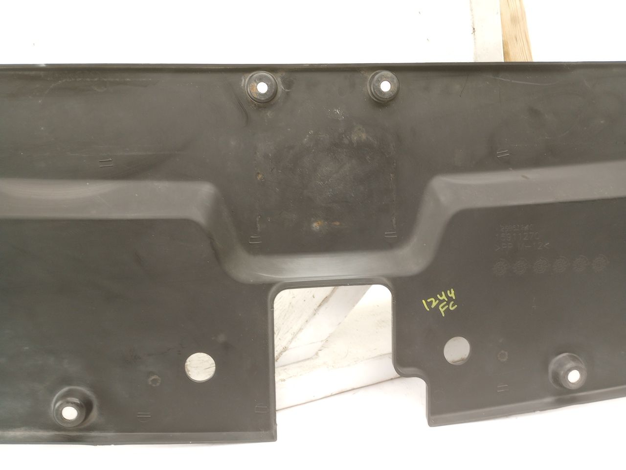 Chevrolet Silverado 1500 Radiator Support Cover