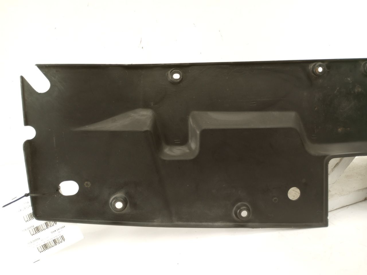 Chevrolet Silverado 1500 Radiator Support Cover