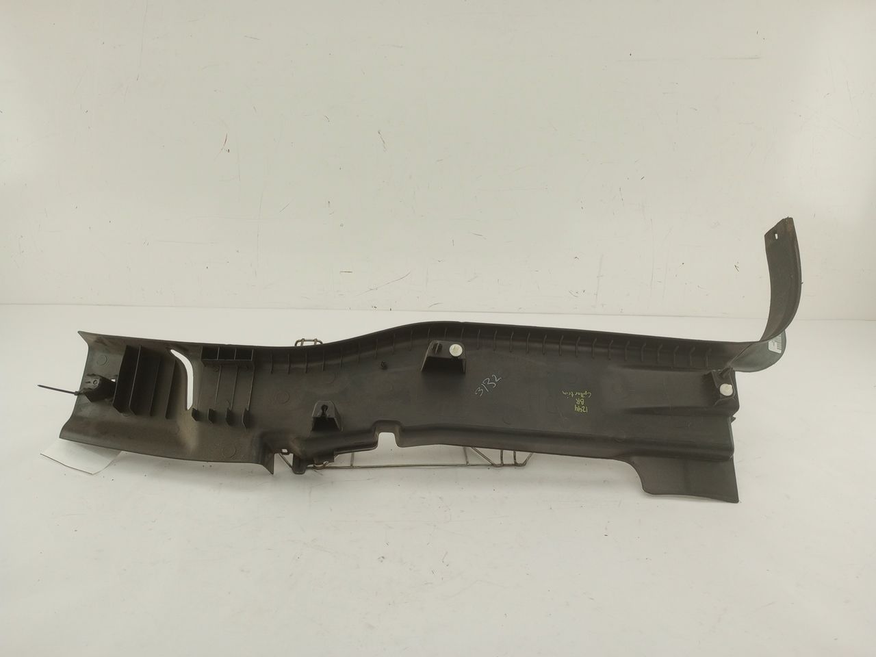 Chevrolet Silverado 1500 Rear Right C Pillar - 0