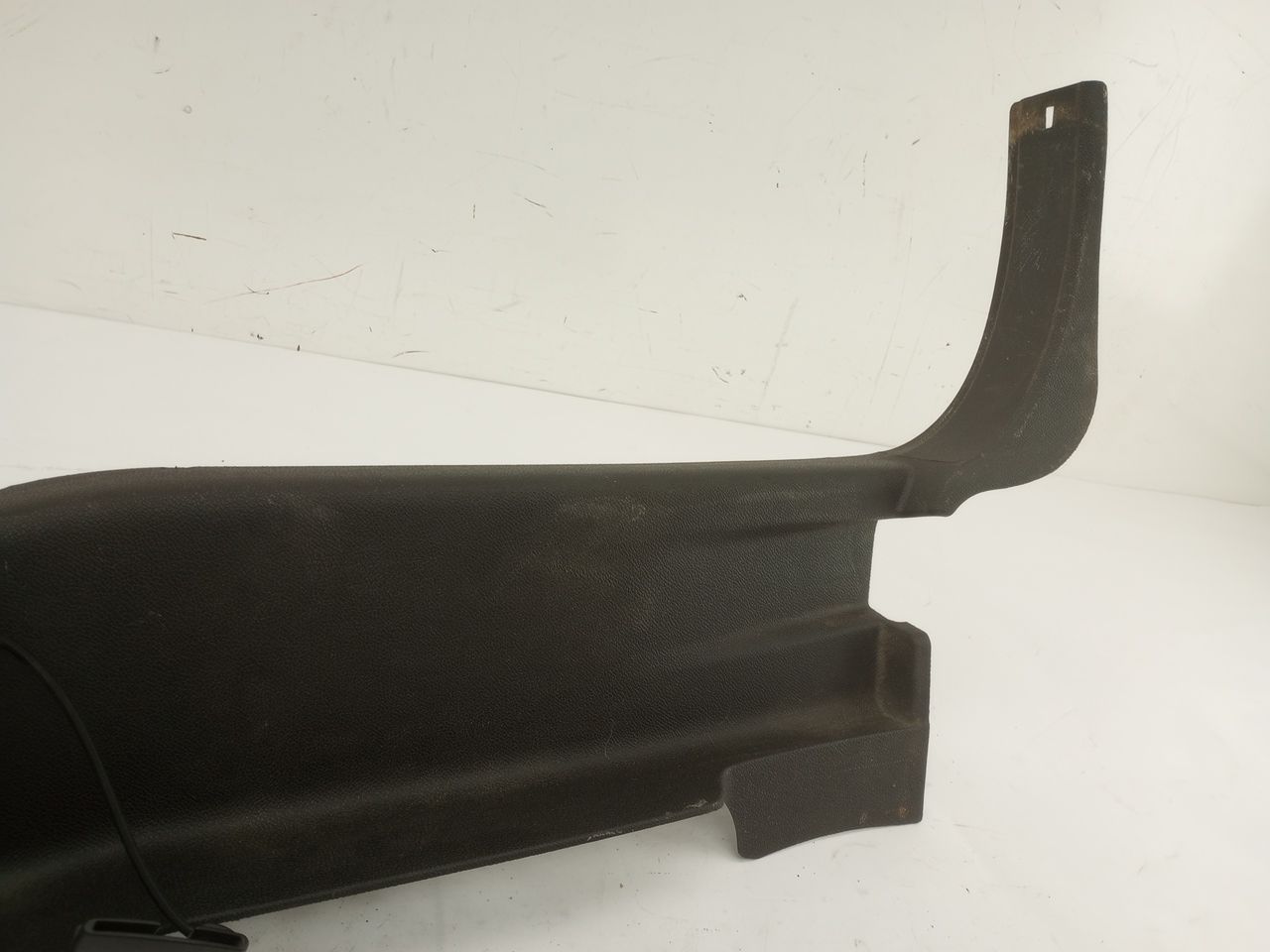 Chevrolet Silverado 1500 Rear Left C Pillar