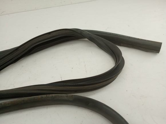 Chevrolet Silverado 1500 Front Left Door Seal