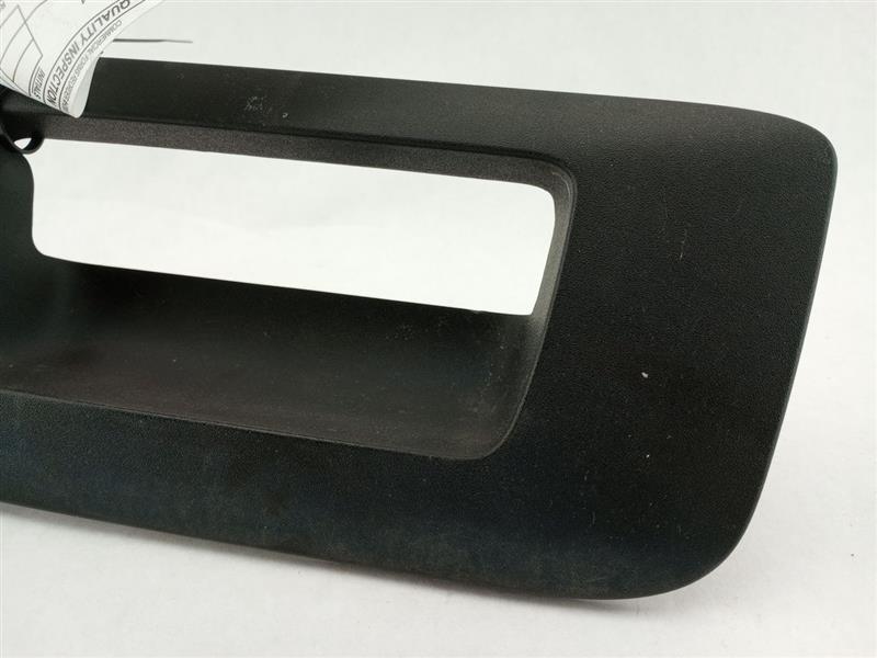 Chevrolet Silverado 1500 Rear Tailgate Handle Trim