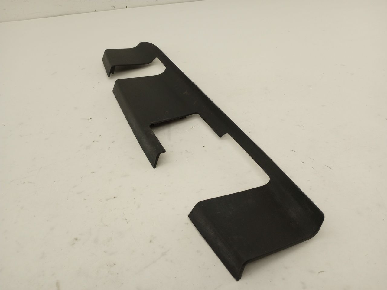 Chevrolet Silverado 1500 Pair Of Rear Door Hinge Cover Trim