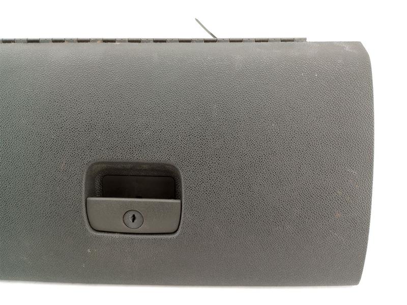 Chevrolet Silverado 1500 Glove Box