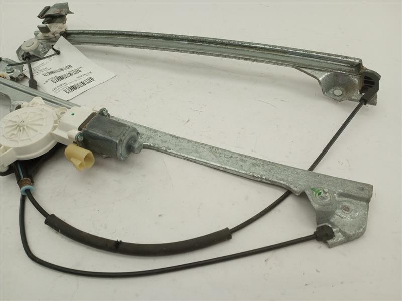 Chevrolet Silverado 1500 Front Left Door Window Regulator